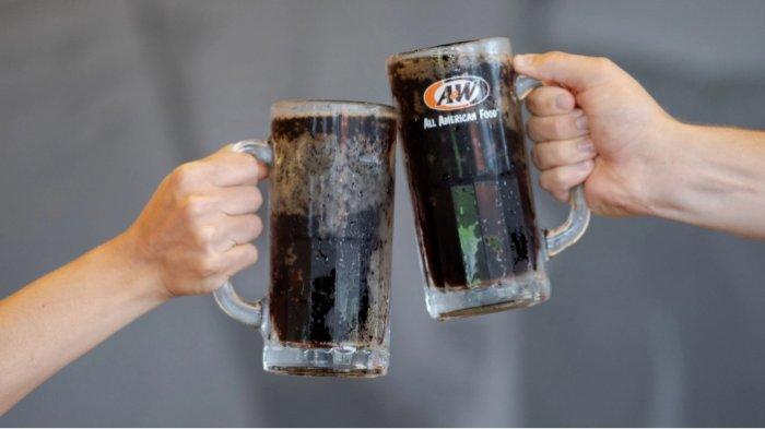 2 AW root beer glass clinking